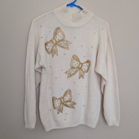 Dana Scott Sweaters - VINTAGE Dana Scott cream with beaded bows holiday sweater Medium EUC